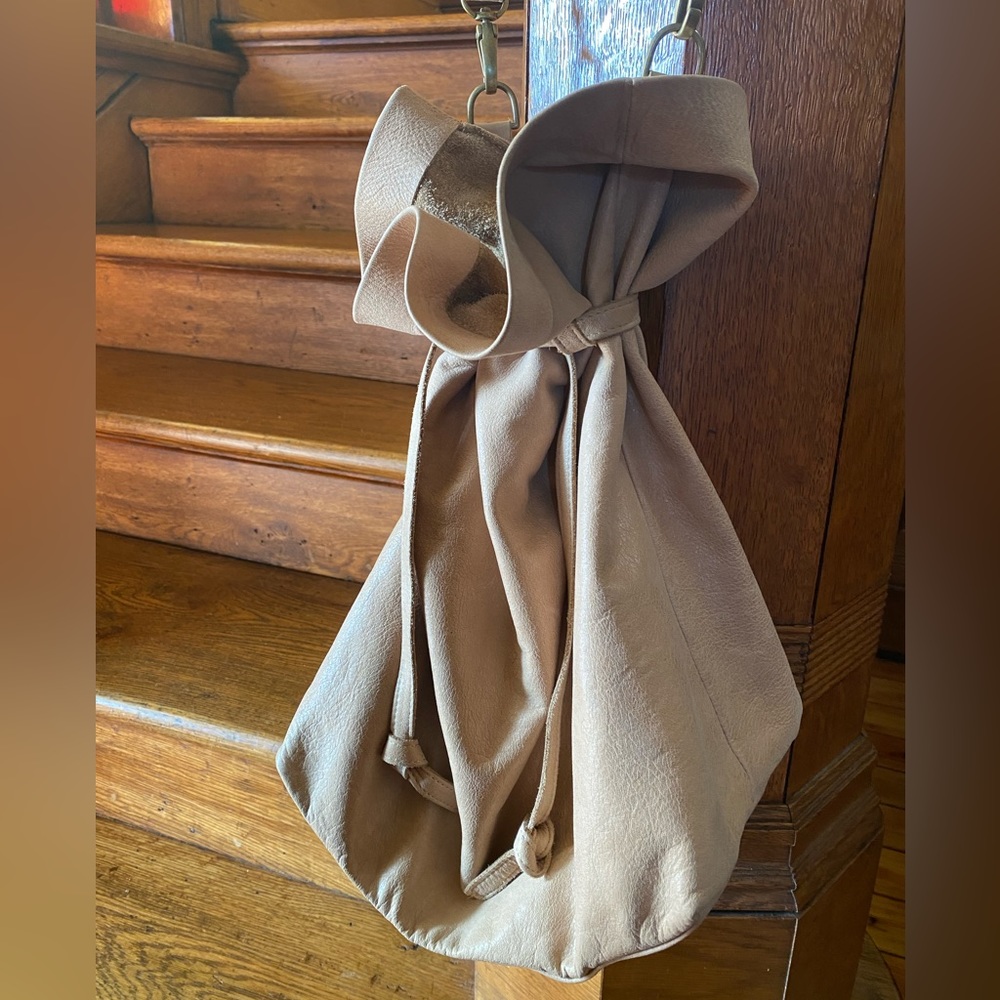 Marie Turnor Leather Crossbody- Tan